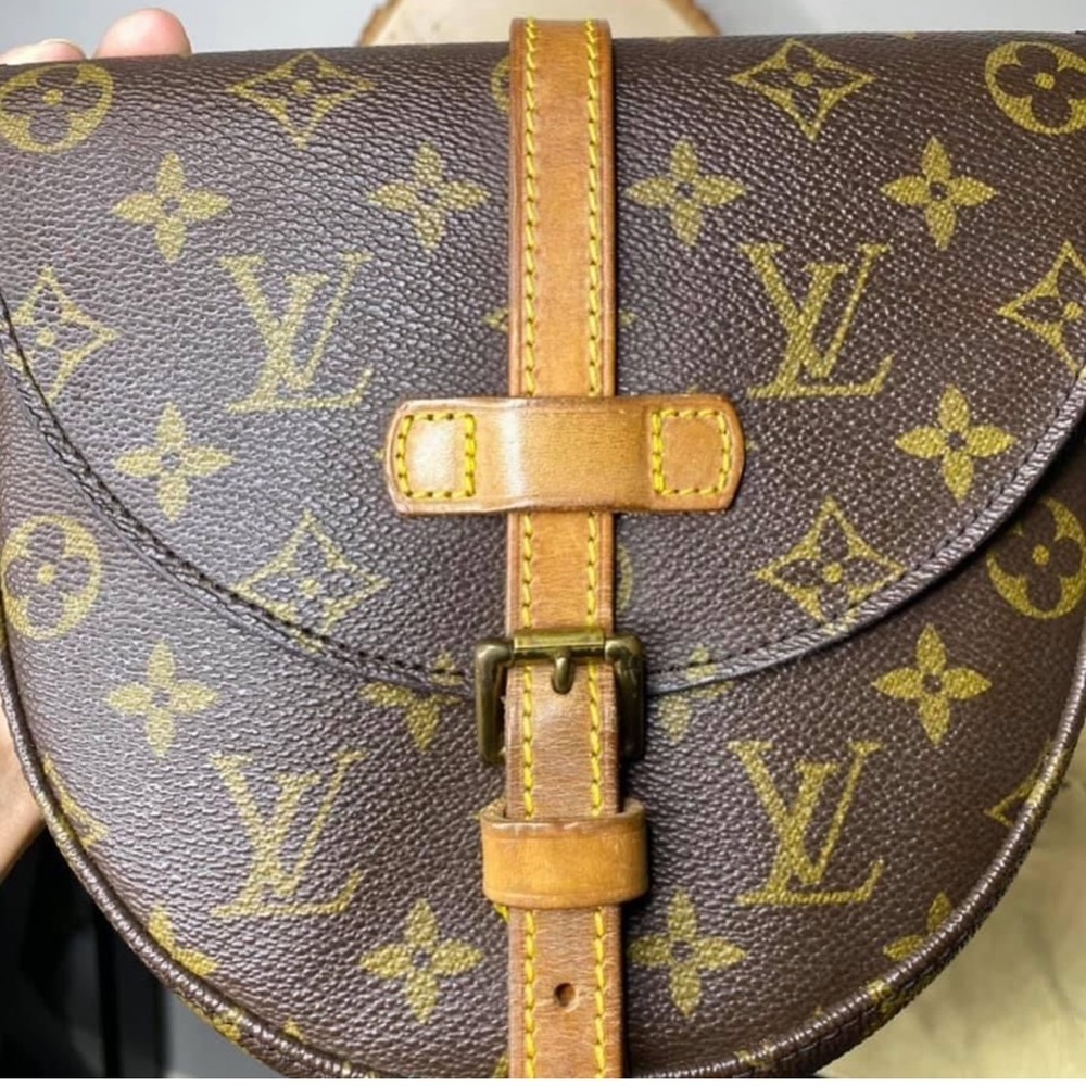 Authentic Louis Vuitton Chantilly PM crossbody bag